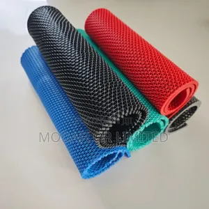 Flexible Anti-Slip PVC Mat – Water-Resistant Easy to Maintain 