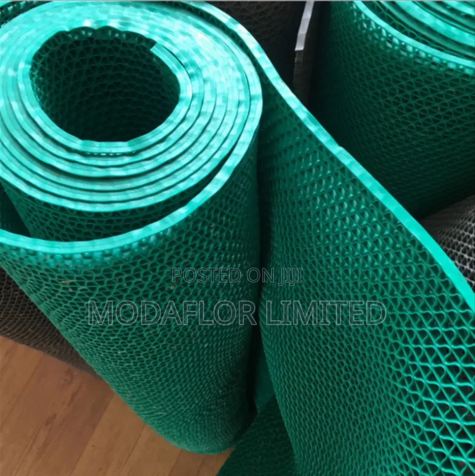 Anti-Slip PVC Roll Mat – Modern Look, Maximum Safety 
