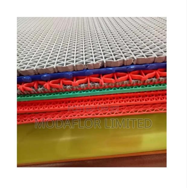Anti-Slip PVC Mat – Durable Non-Slip Comfort for Wet Areas 