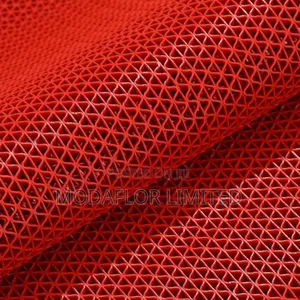 PVC Anti-Slip Mat – Heavy-Duty Protection for Wet Work Areas 