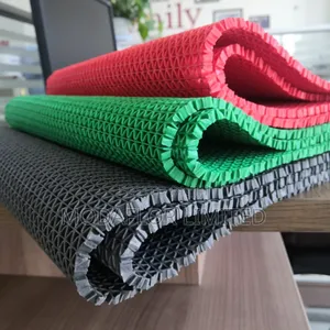 Anti-Slip PVC Mat for Swimming Pools – Water-Draining Durable 