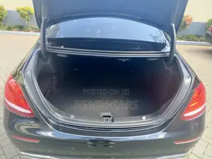 Mercedes-Benz E200 2018 Black