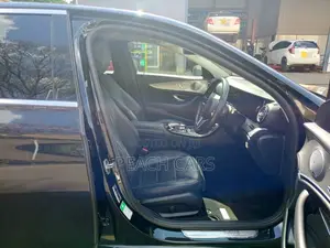 Mercedes-Benz E200 2018 Black