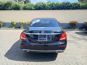 Mercedes-Benz E200 2018 Black