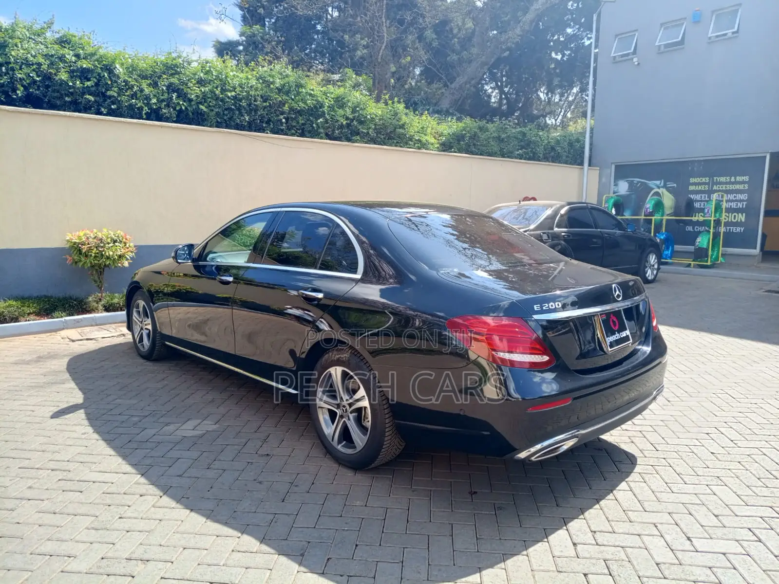Mercedes-Benz E200 2018 Black