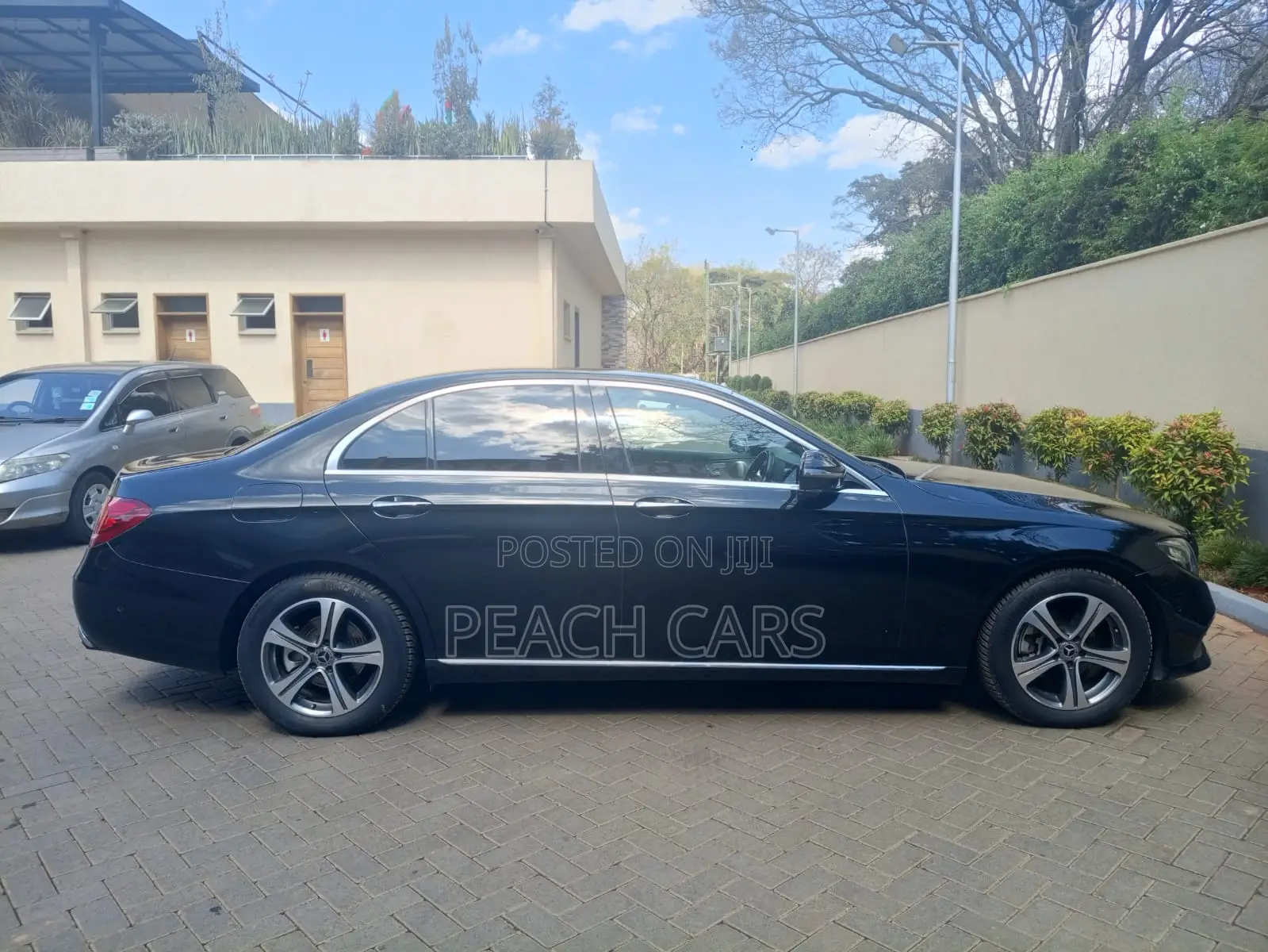 Mercedes-Benz E200 2018 Black