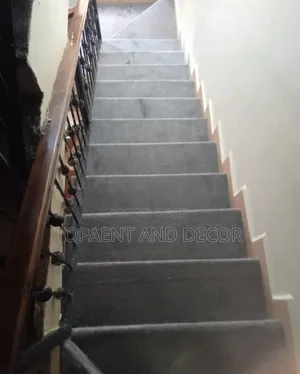 Elegant Plush Wall to Wall Carpet for a Stylish Staircase