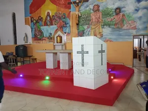 Decorative Pulpit Wall to Wall Carpet