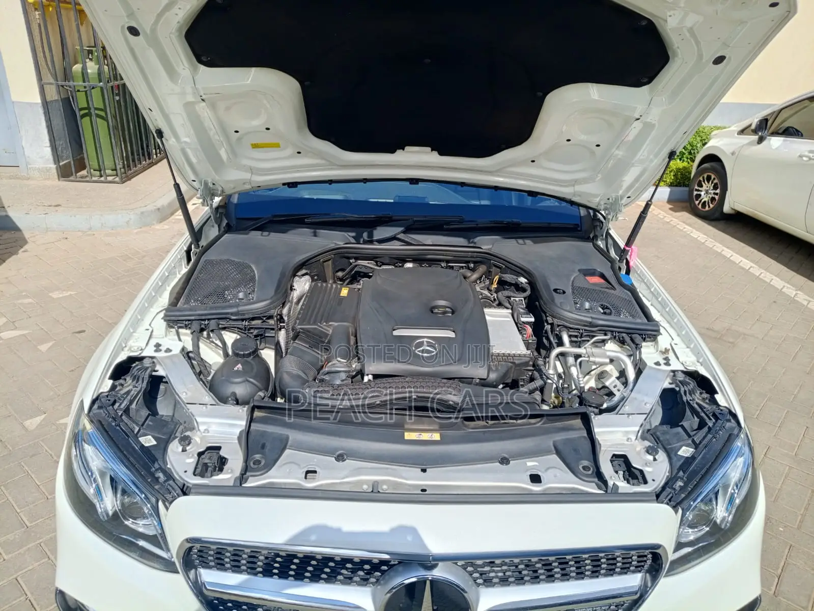 Mercedes-Benz E200 2018 White