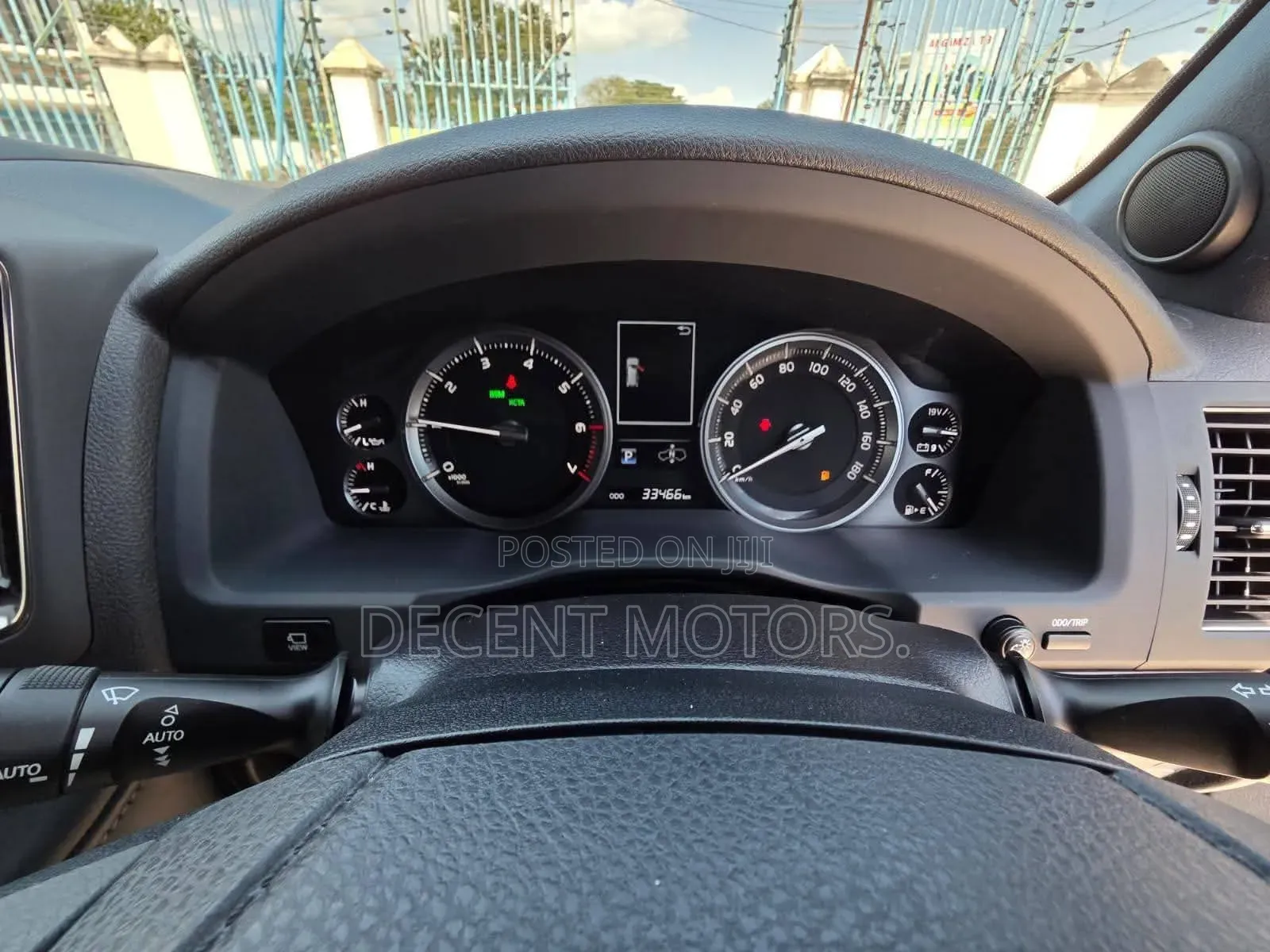 Toyota Land Cruiser 4.6 V8 ZX 2019 Gray