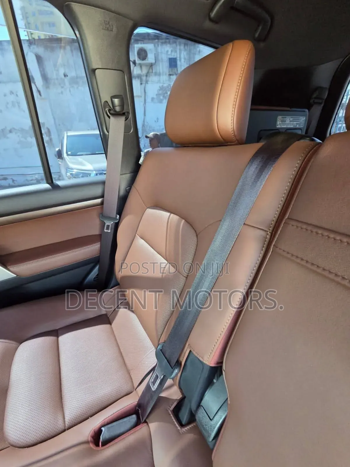 Toyota Land Cruiser 4.6 V8 ZX 2019 Gray
