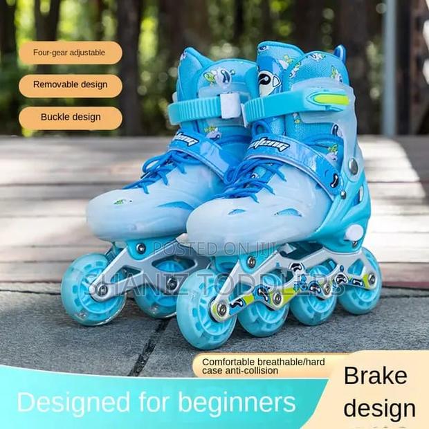 Skating Shoes Adjustable Size (32–39)