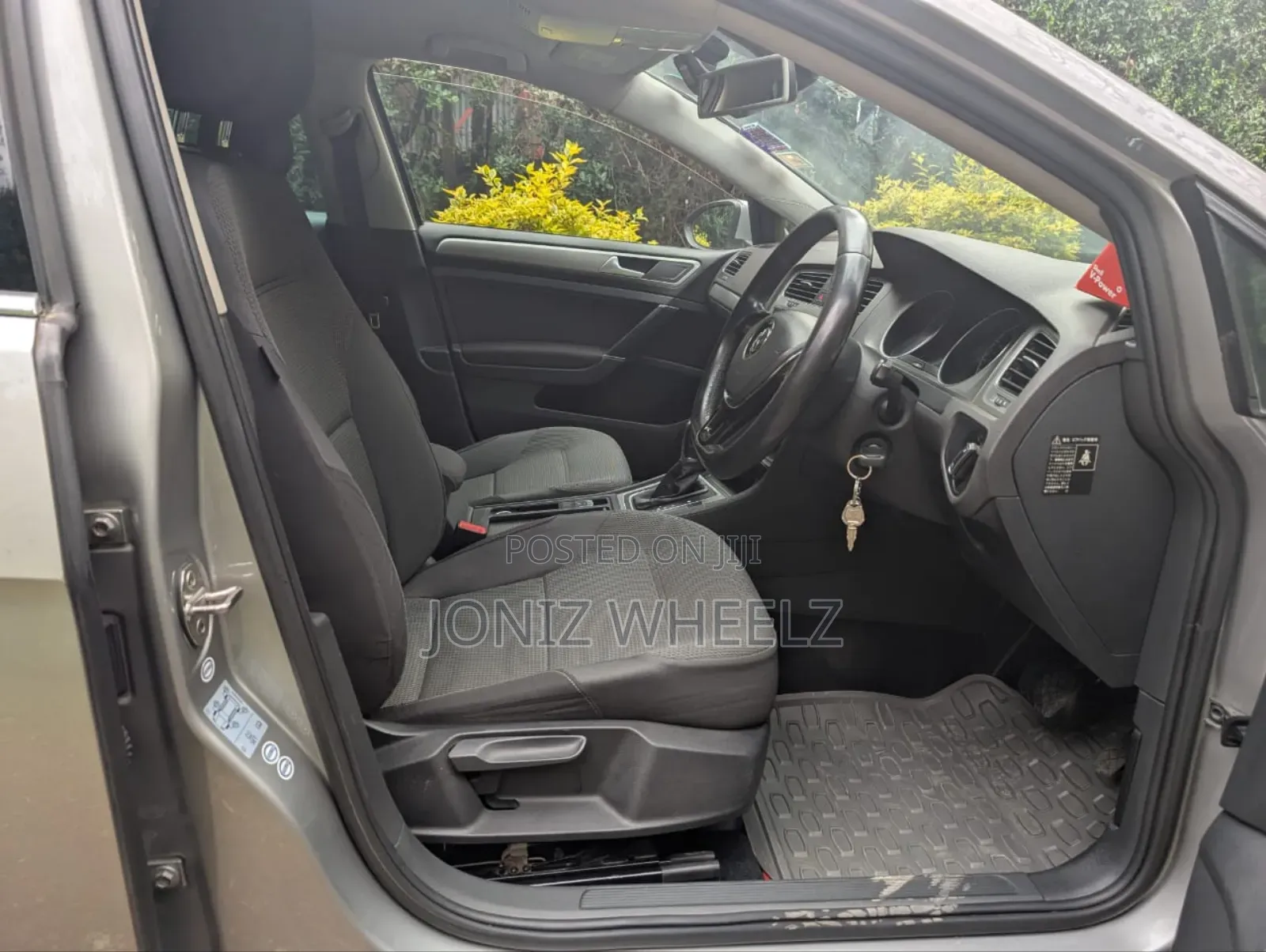 Volkswagen Golf 2014 Silver