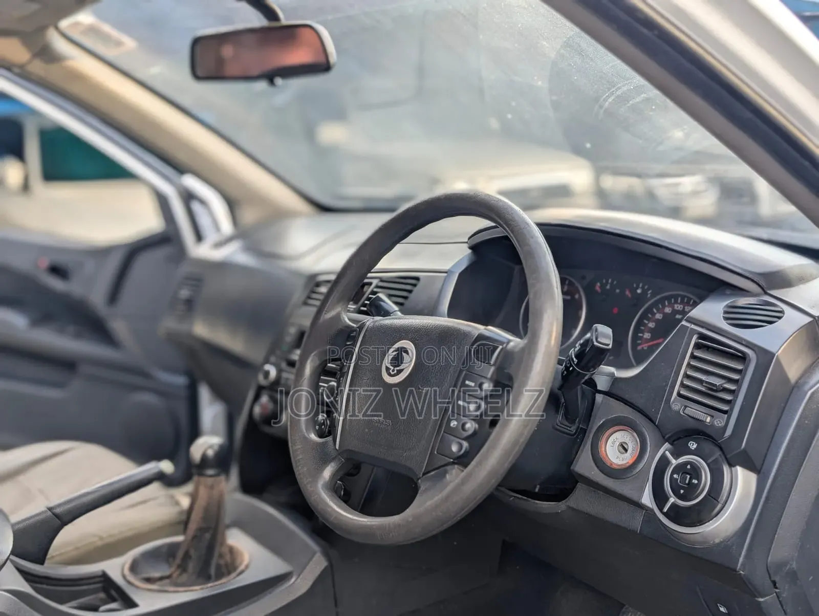 SsangYong Actyon 2012 White