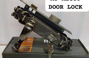 M33 Door Locks - thumbnail 2
