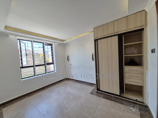 5bdrm House in Kamakis for sale - thumbnail 12