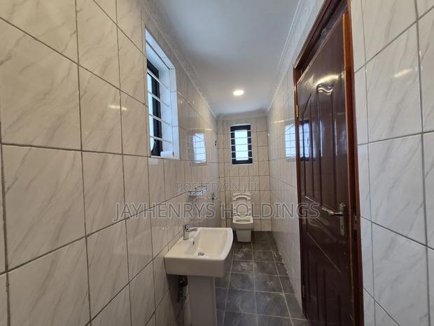 5bdrm House in Kamakis for sale - thumbnail 13