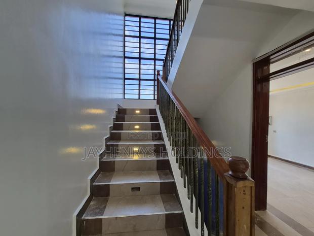 5bdrm House in Kamakis for sale - thumbnail 15