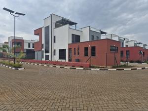 4bdrm House in Membley Estate for sale - thumbnail 2