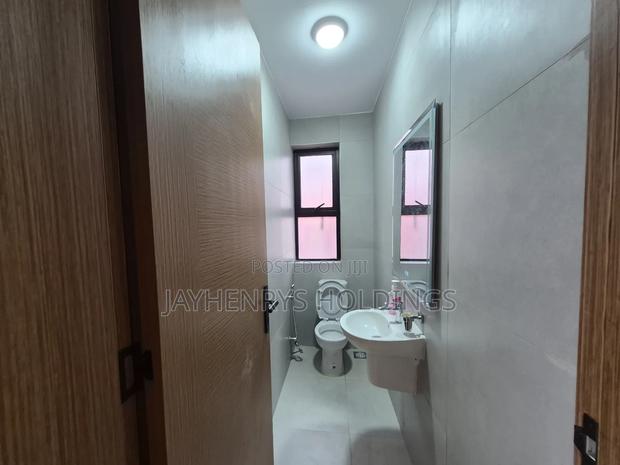 4bdrm House in Membley Estate for sale - thumbnail 7