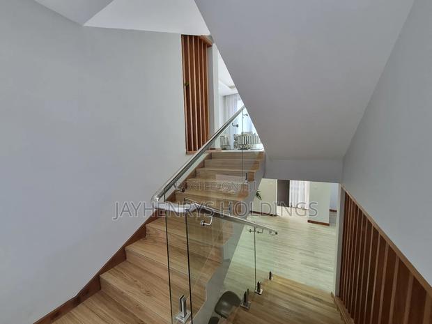 4bdrm House in Membley Estate for sale - thumbnail 11