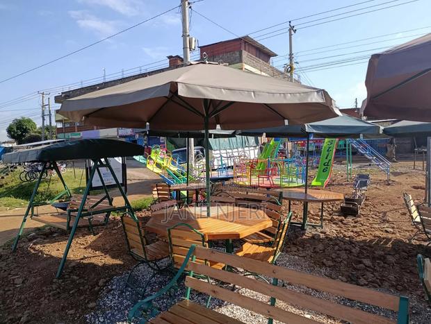 Family Outdoor Table - main view