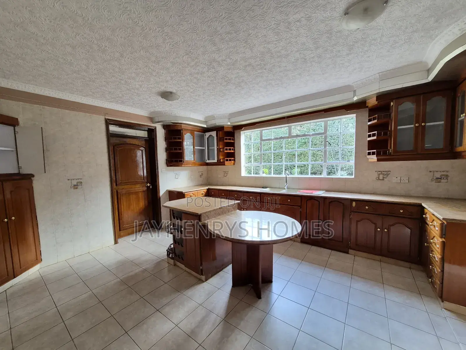 5bdrm House in Runda for rent