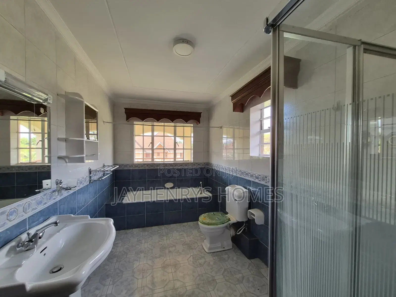 5bdrm House in Runda for rent