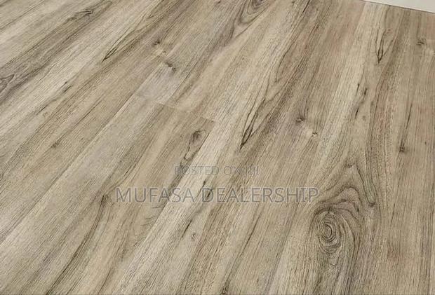 Wooden Floor Laminates - thumbnail 3