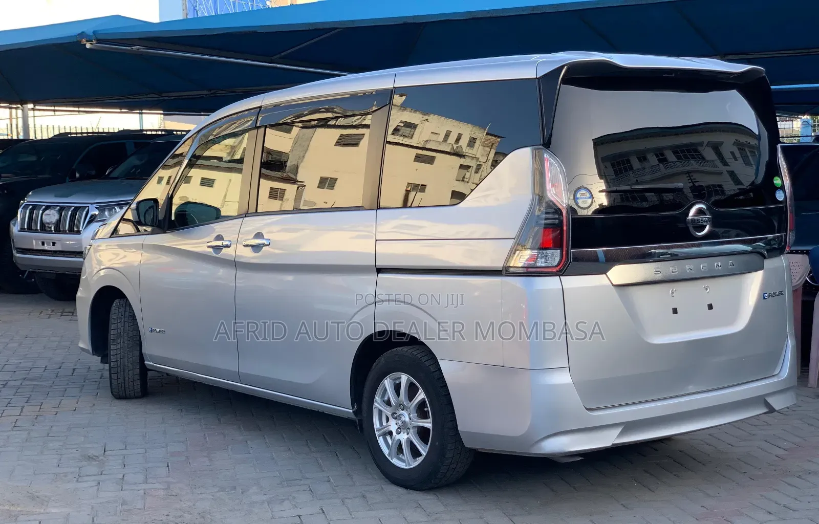 Nissan Serena 2019 Silver