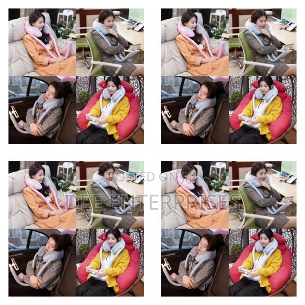 2-in-1 U-Shaped Neck Pillow With Tablet Phone Holder - thumbnail 3