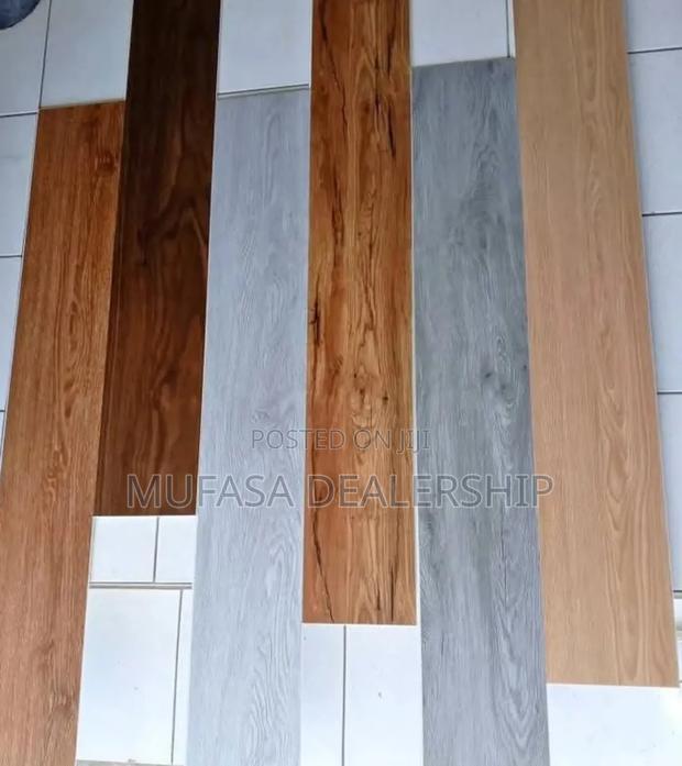 Luxurious Laminate Flooring - main view