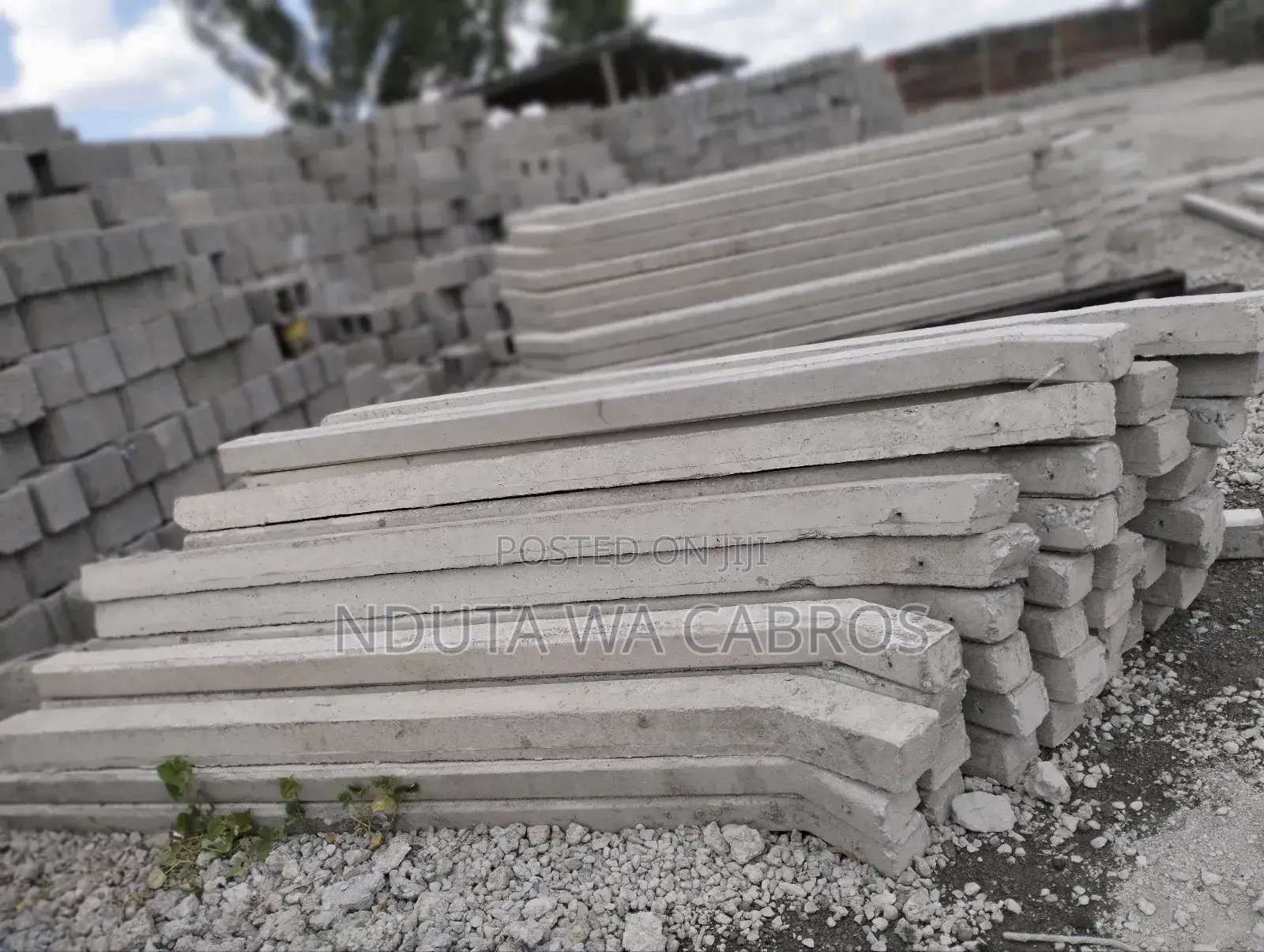 Concrete Fencing Posts and Supporters/ Strats