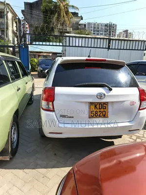 Toyota Corolla Fielder 1.5 Petrol FWD 2015 Pearl