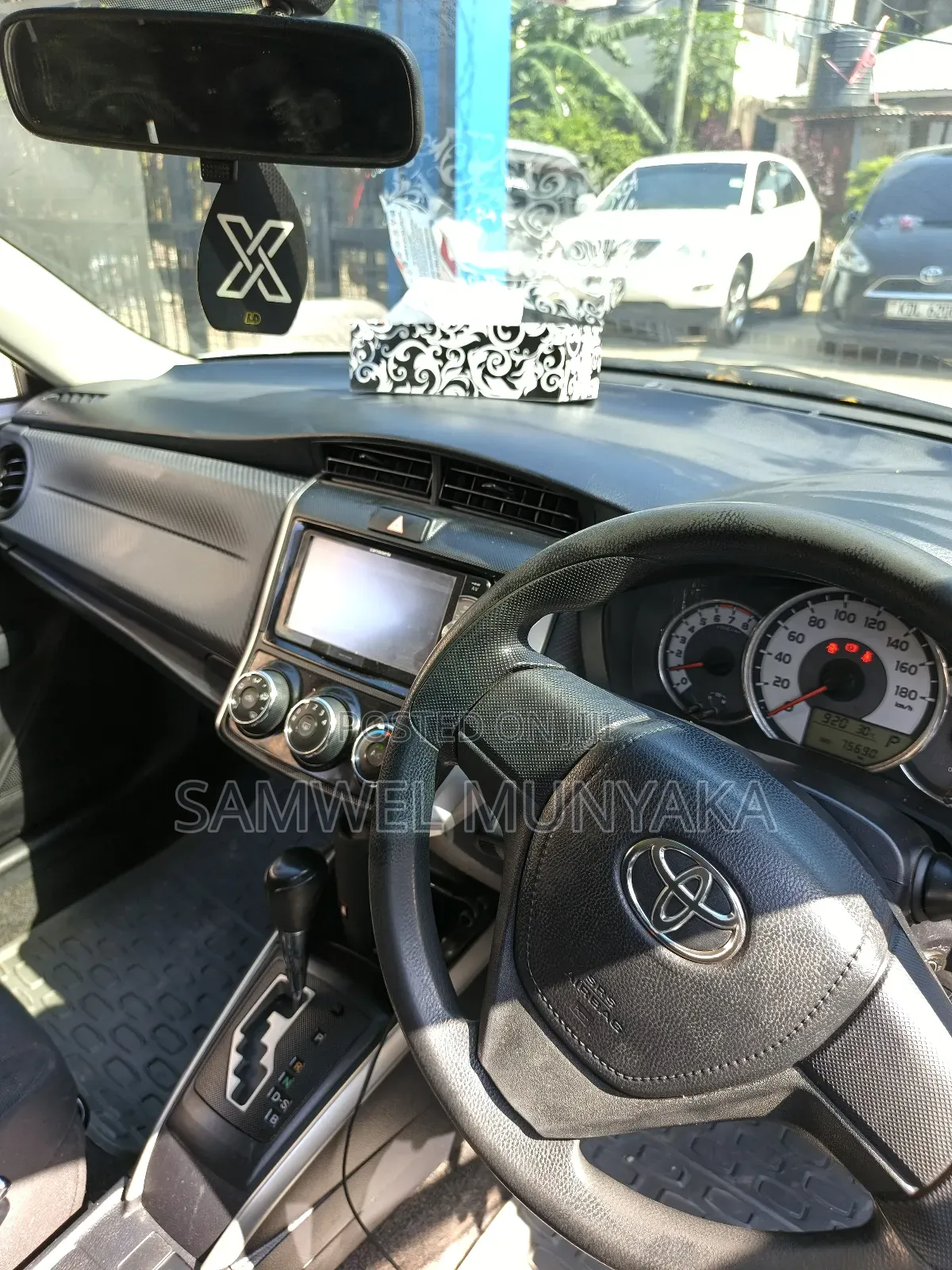 Toyota Corolla Fielder 1.5 Petrol FWD 2015 Pearl