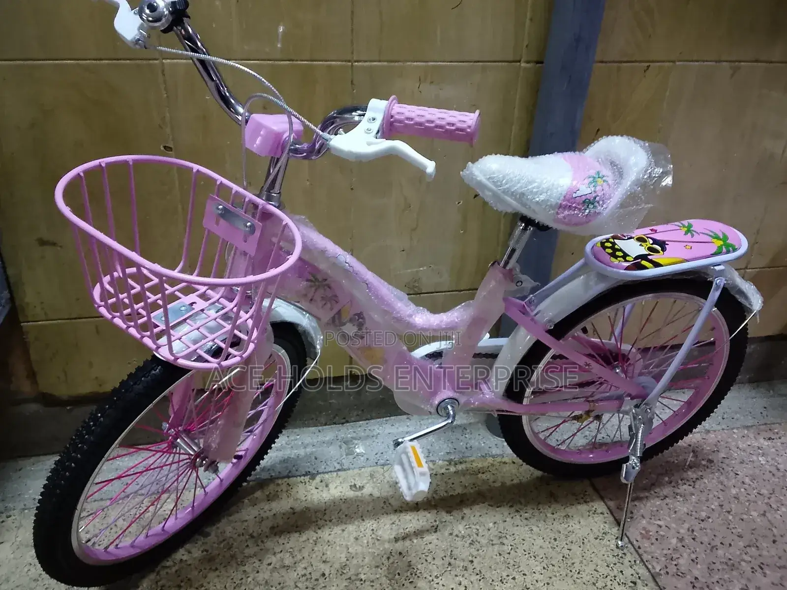 Heavy Duty Girl Bike Size 20 - Pink