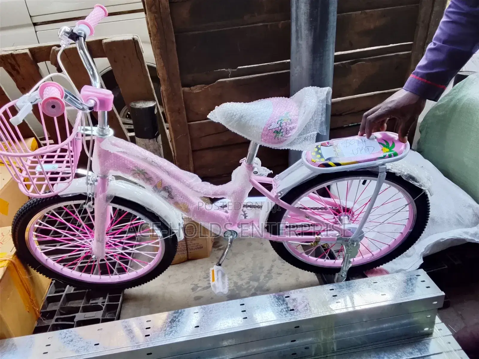 Heavy Duty Girl Bike Size 20 - Pink