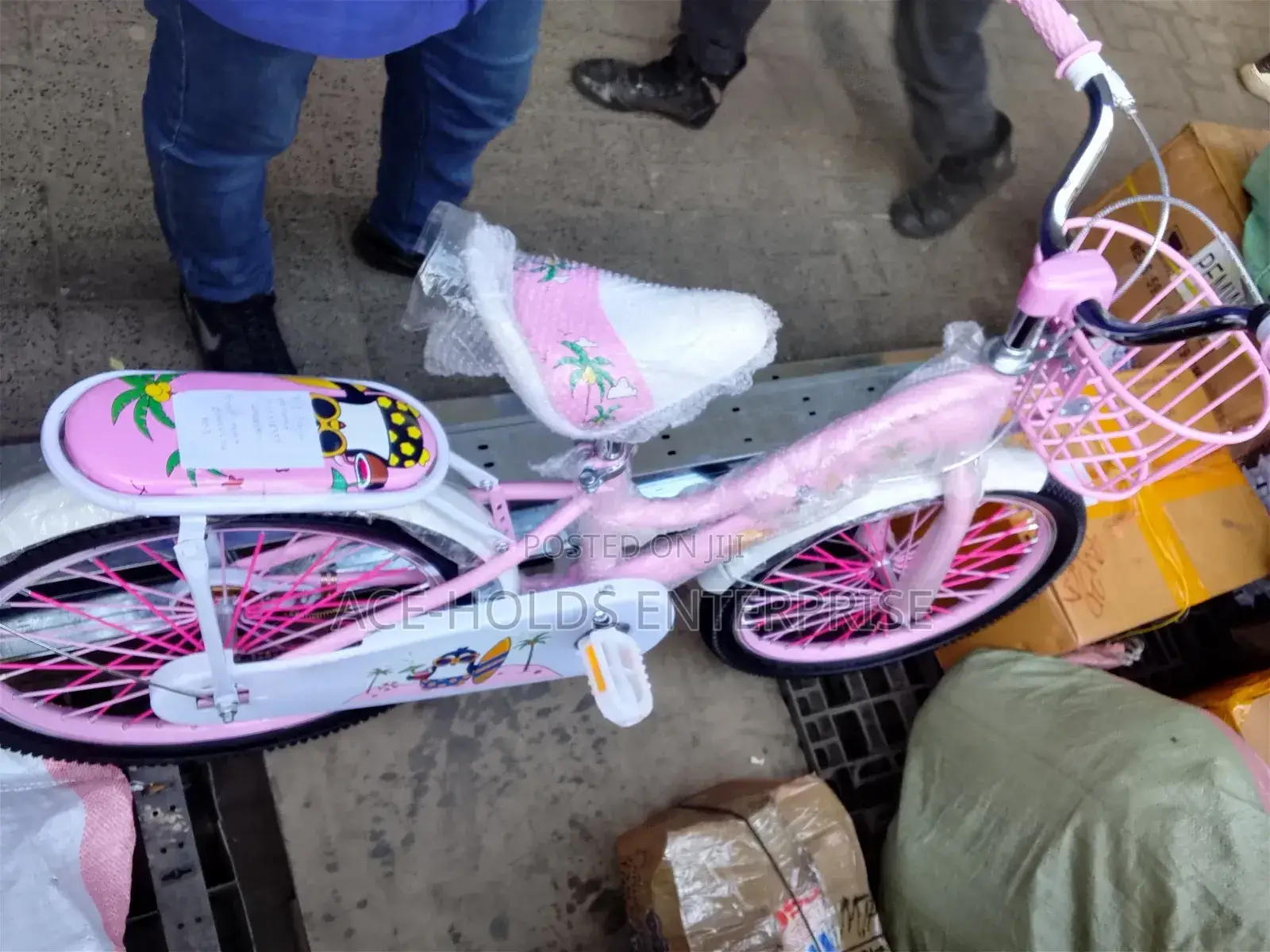 Heavy Duty Girl Bike Size 20 - Pink