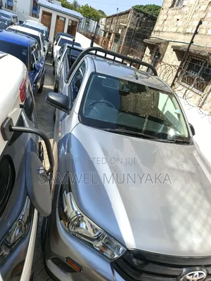 Toyota Hilux Revo Single Cab Deisel 2.4 RWD 2022 Silver