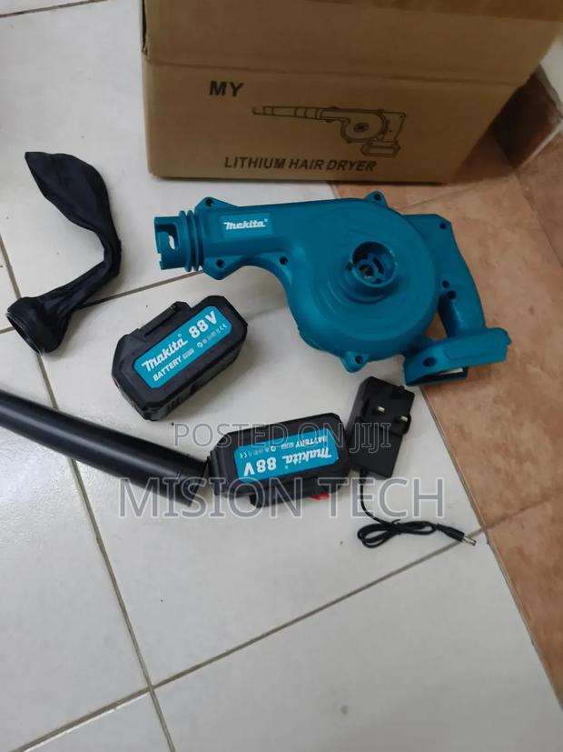 Makita Cordless Blower
2battery