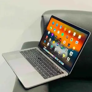 Laptop Apple MacBook Pro 2019 32GB Intel Core I7 SSD 1T