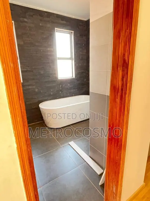 4bdrm Townhouse/Terrace in Runda for sale