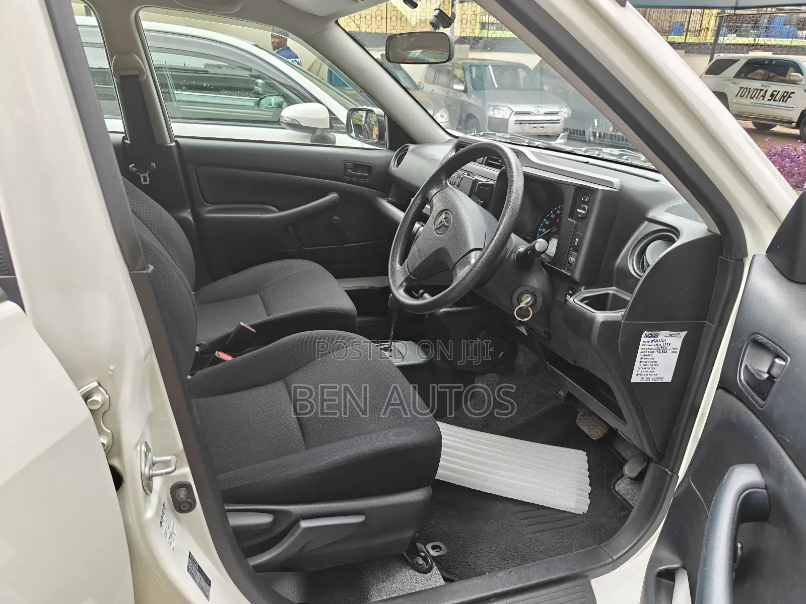Toyota Probox 1.5 Hybrid DX 2019 White