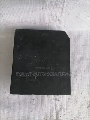 Fusebox Nissan Wingroad Y12