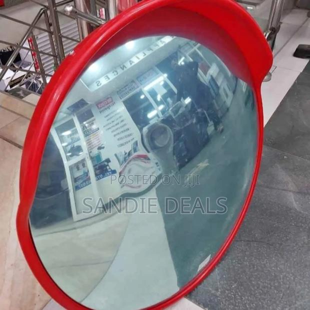 Curved Safety Mirror - thumbnail 3