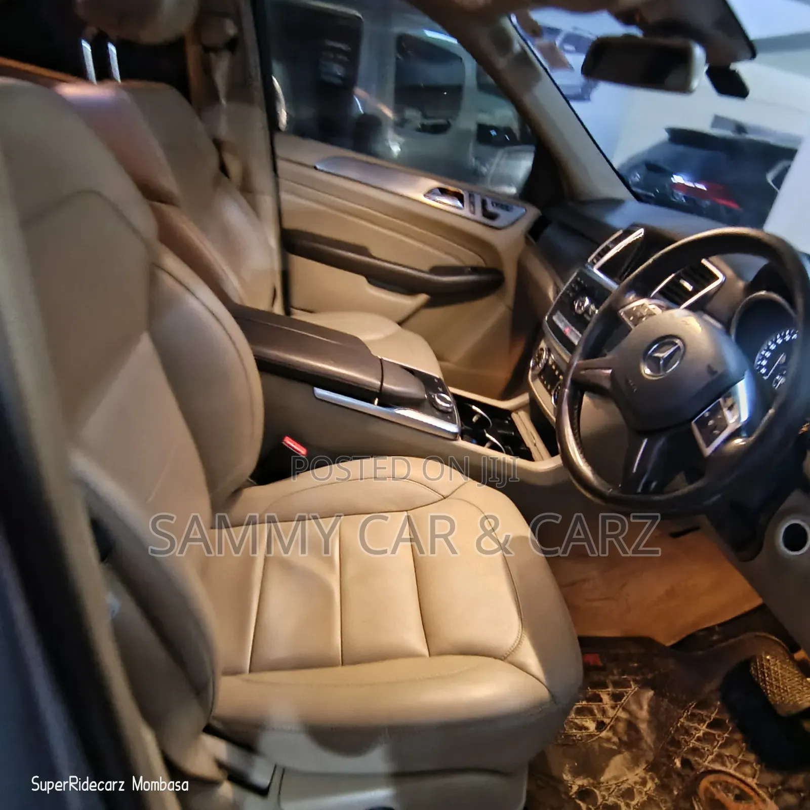 Mercedes-Benz M Class ML350 4dr SUV (3.5L 6cyl 7A) 2015 Blue