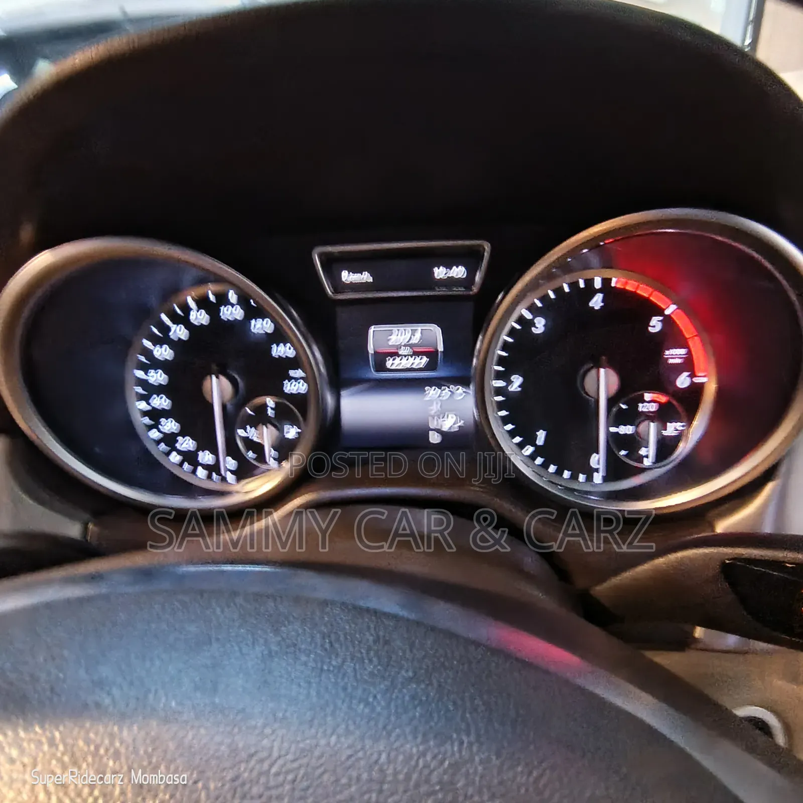 Mercedes-Benz M Class ML350 4dr SUV (3.5L 6cyl 7A) 2015 Blue