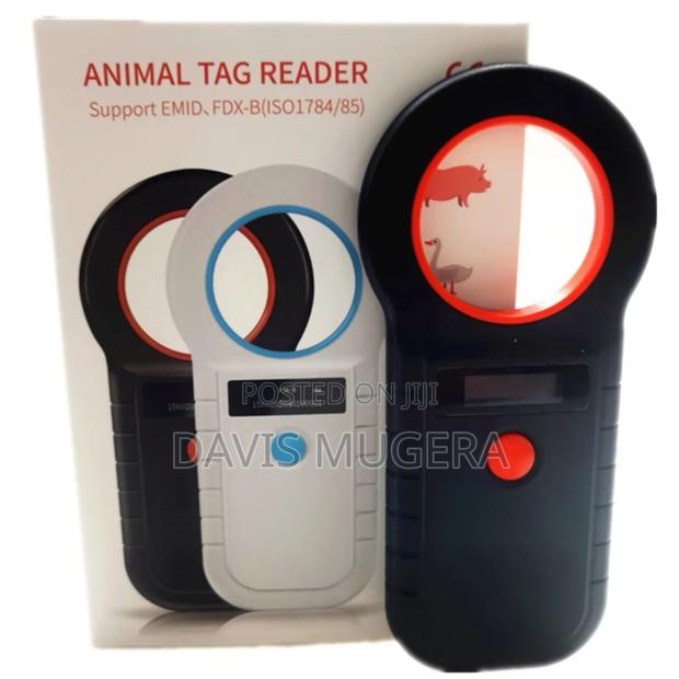 Pet Microchip Scanner Used to Scan/Read Microchips Implanted in Pets - thumbnail 7