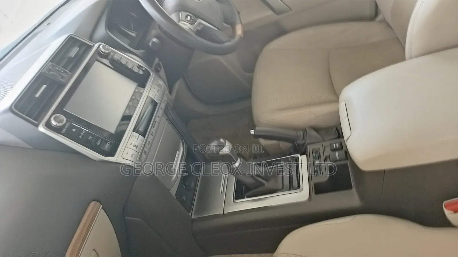 Toyota Land Cruiser Prado 2019 White