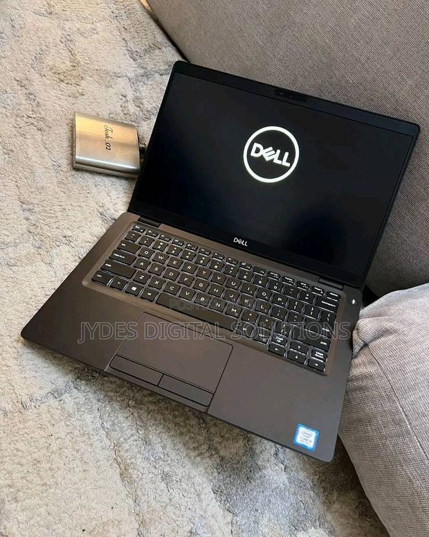 Laptop Dell Latitude 7390 8GB Intel Core I5 SSD 256GB - main view